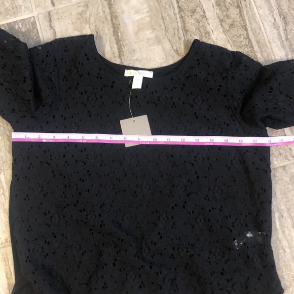 NWT Anthropologie  Weston Wear Upstaged Lace Tee Split Blouse Black Size Small - Picture 13 of 15